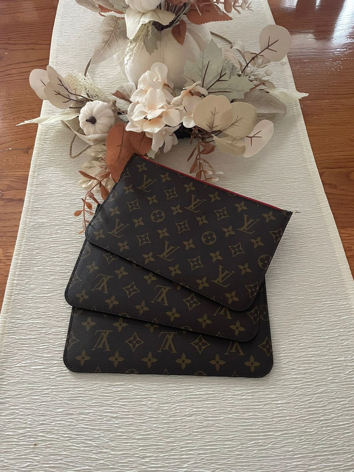 Louis Vuitton louis vuitton neverfull pochettes Size ONE SIZE - 1 Thumbnail