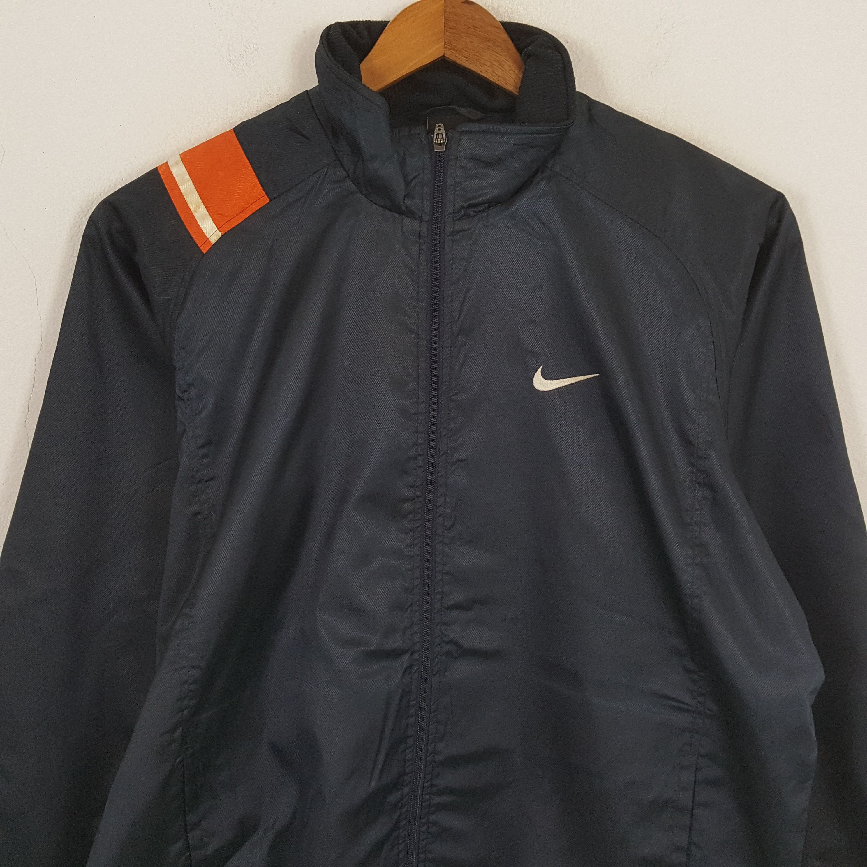 Nike × Vintage Vintage NIKE Swoosh Design Sportswear Jacket Size US XL / EU 56 / 4 - 4 Thumbnail