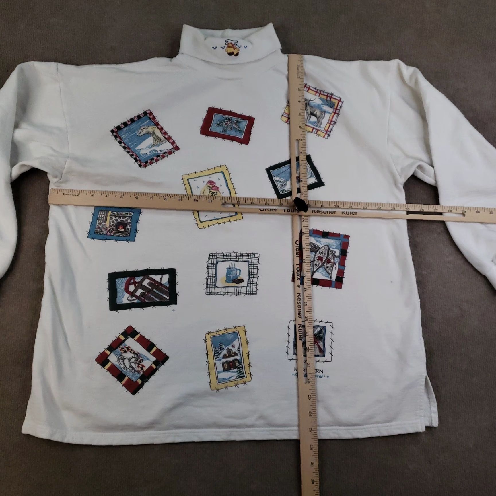 Northern Reflections VINTAGE Northern Reflections Sweater Womens Large White Pullover 90s Geometric Graphic Print Mock Neck Winter Cabin Moose Cardinal Embroidered Logo Size L / US 10 / IT 46 - 2 Thumbnail