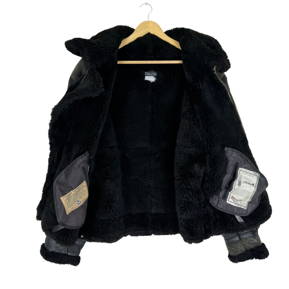 Avirex ⚡️AVIREX LIMITED SHEEPSKIN LEATHER TYPE B3 BLACK JACKET Size US M / EU 48-50 / 2 - 8 Thumbnail