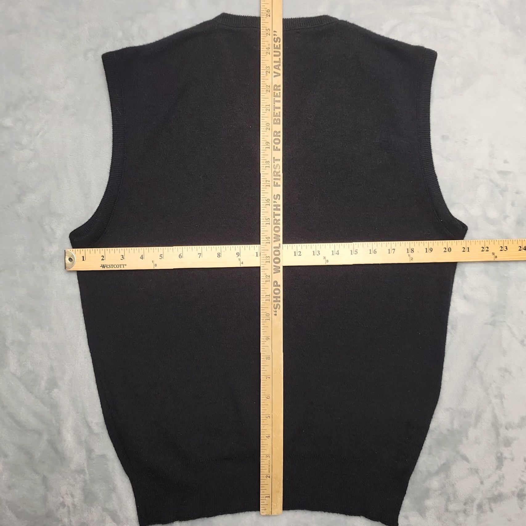 Vintage VINTAGE Puritan Sweater Vest Mens XL Black 100% Orlon Grandpa V Neck Made in USA Vest Men XL Black Classic American Pattern Solid Sleeveless Knit Size US XL / EU 56 / 4 - 5 Thumbnail
