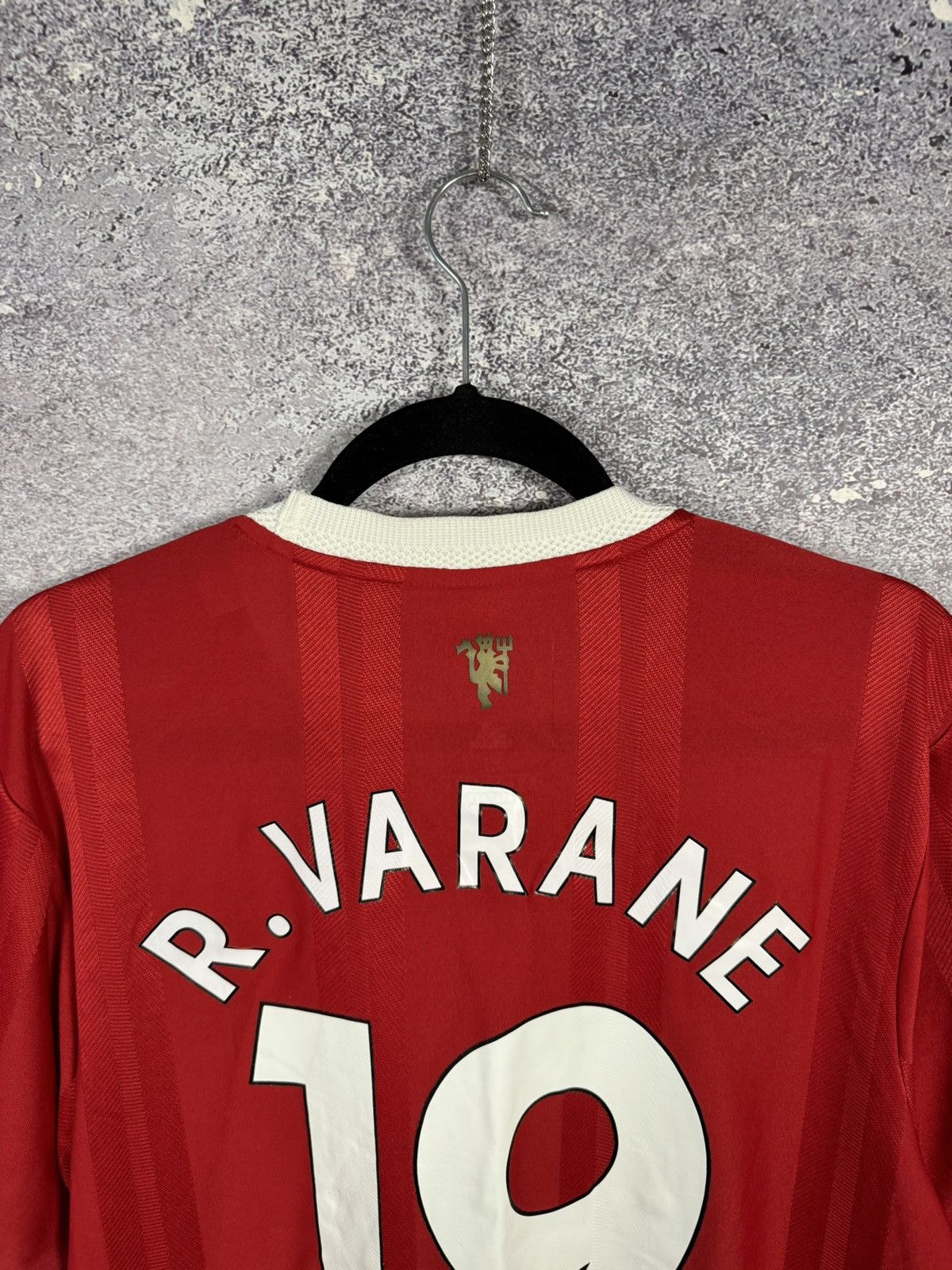 Adidas × Vintage R.VARANE Vintage Manchester United 2021/22 Adidas Jersey XL Size US XL / EU 56 / 4 - 16 Thumbnail