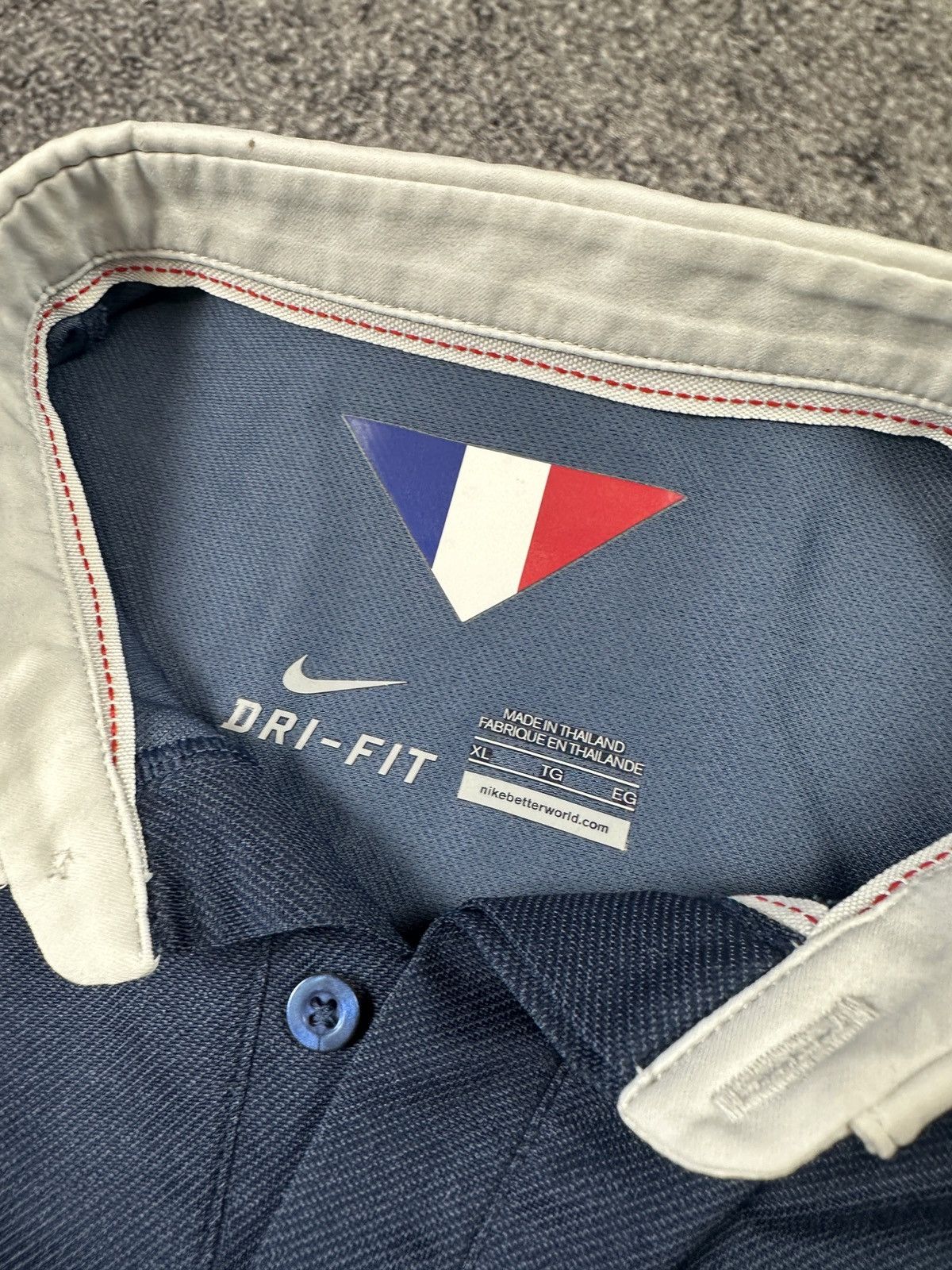 Nike Nike France soccer jersey Streetwear Blokecore VTg XS Rare Size US XS / EU 42 / 0 - 4 Thumbnail