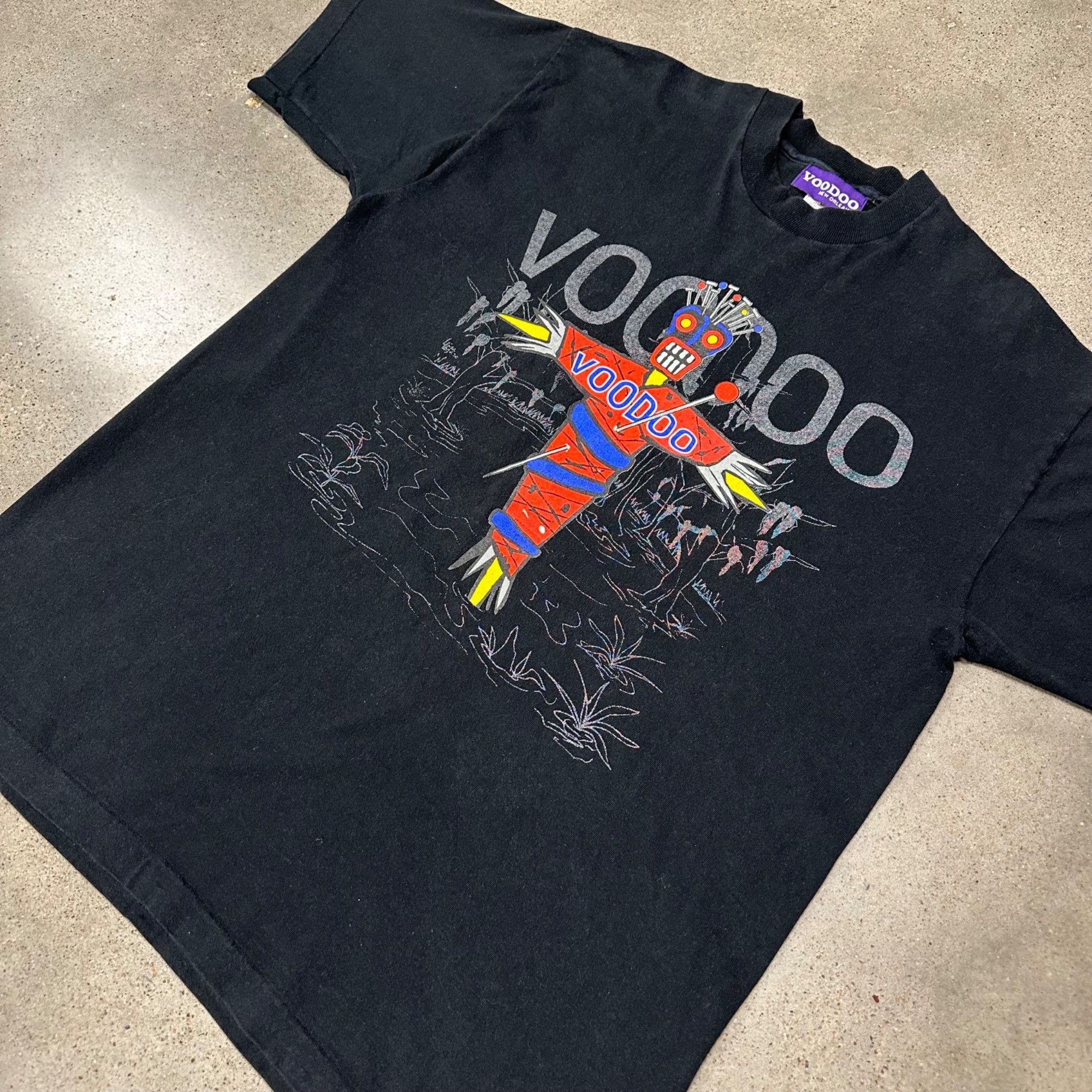 Vintage Vintage Voodoo Doll New Orleans Dark Magic Shirt Size US XL / EU 56 / 4 - 3 Thumbnail
