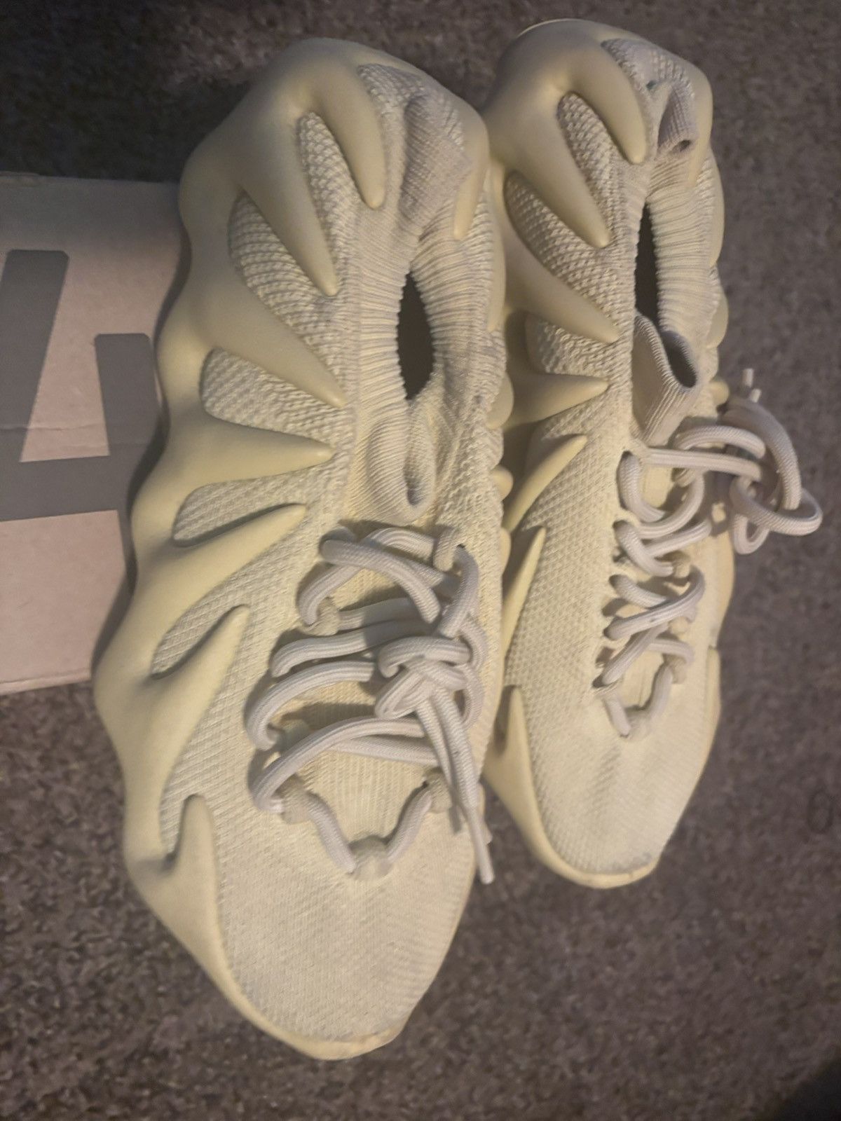 Yeezy Yeezy 450 sulfur Size US 9 / EU 42 - 7 Thumbnail