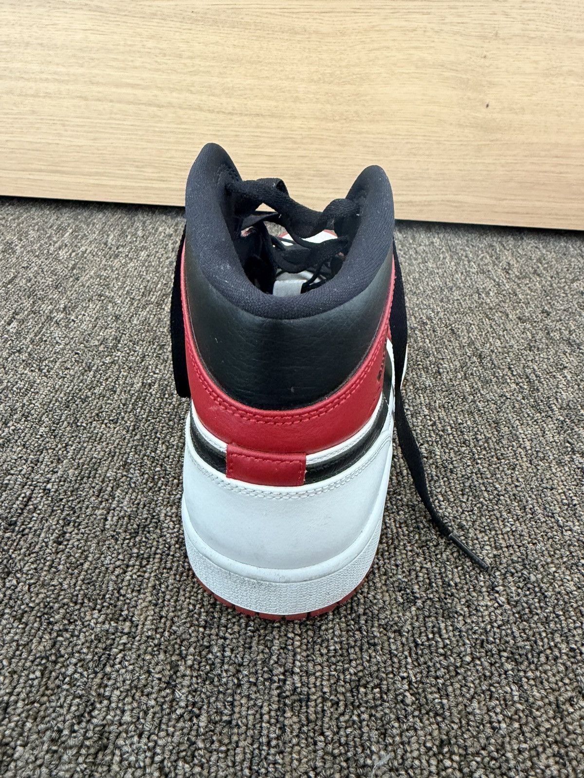 Nike Nike Air Jordan Air Retro 1 Size US 10 / EU 43 - 8 Thumbnail