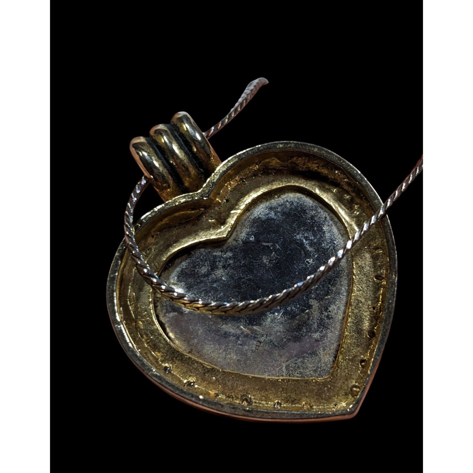 Other Vintage Coquette Honey Lucite Heart Pendant Necklace Size ONE SIZE - 4 Thumbnail