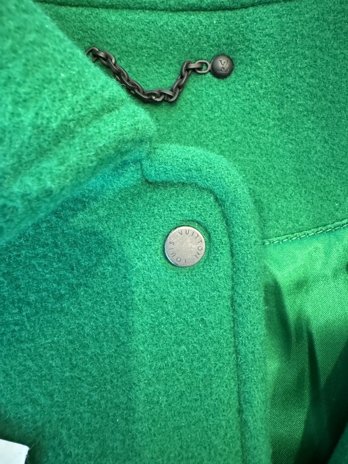 Louis Vuitton Louis Vuitton Green & White Varsity Leather Jacket Size US L / EU 52-54 / 3 - 12 Thumbnail