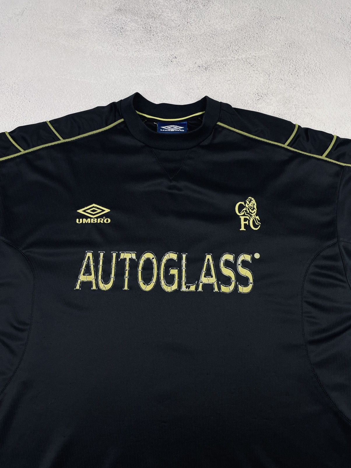 Chelsea Soccer Chelsea FC 1999/2000 Umbro Away Football ShirtAutoglass Size US L / EU 52-54 / 3 - 3 Thumbnail