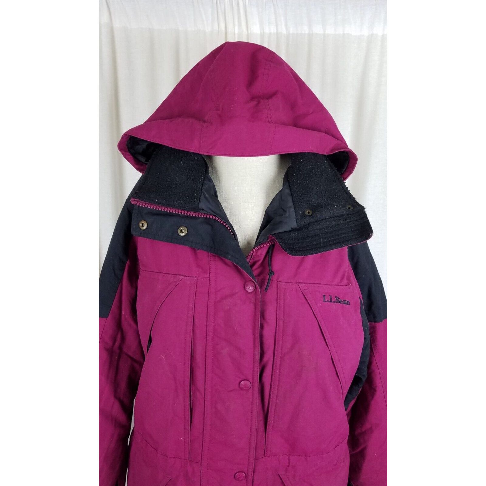 L.L. Bean Vtg LL Bean Hooded Winter Parka Jacket Womens S Raspberry Size S / US 4 / IT 40 - 2 Thumbnail