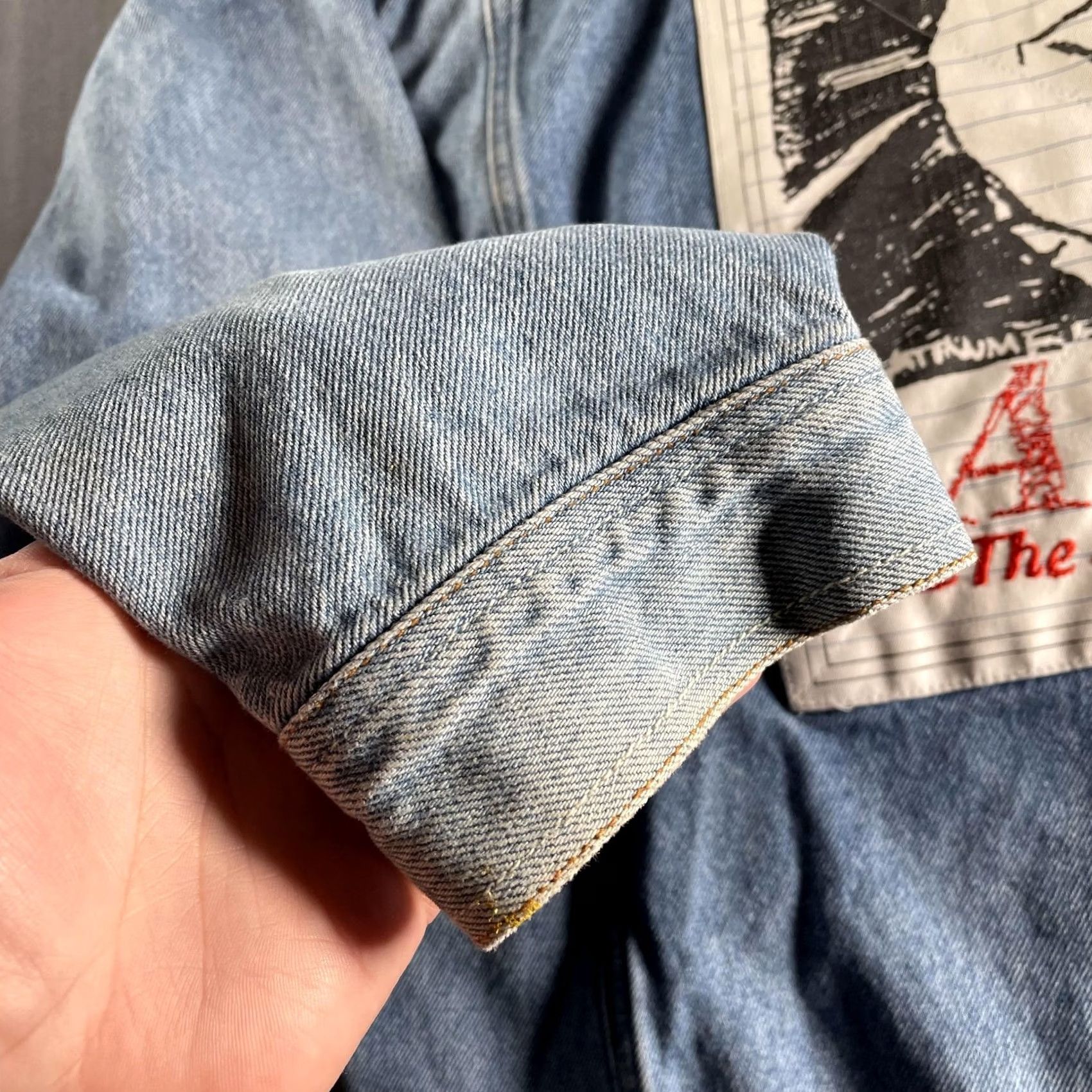 Vintage VINTAGE Fat Albert Platinum FUBU Jean Denim Jacket Mens Large acid wash Y2K 2000 Size US 33 - 3 Thumbnail