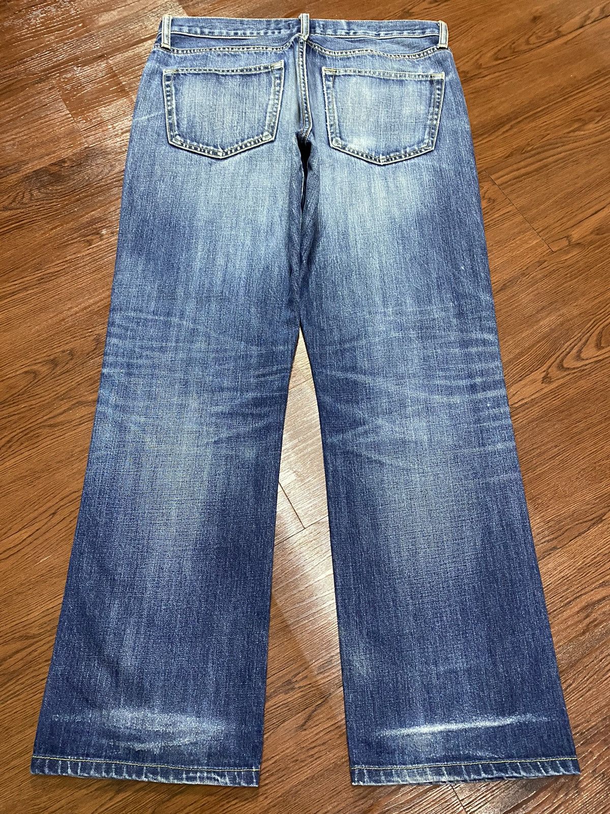 Jun Takahashi Vintage Uniqlo UJ Blue Wash Patched Loose Jeans Size US 34 / EU 50 - 2 Thumbnail