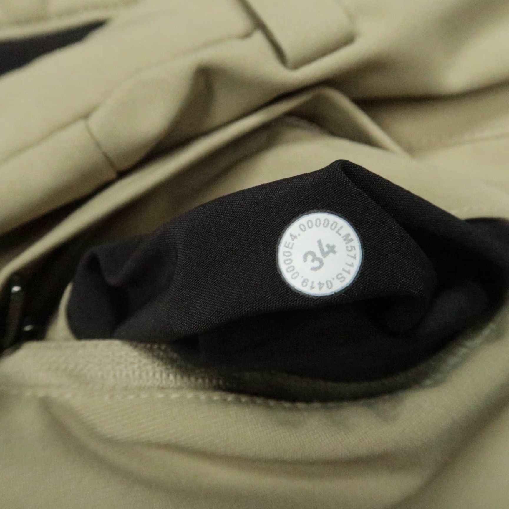 Lululemon Lululemon Pants Men 34x33 Chino Classic Warpstreme 5-Pocket Beige Khaki Tan Size US 34 / EU 50 - 7 Thumbnail