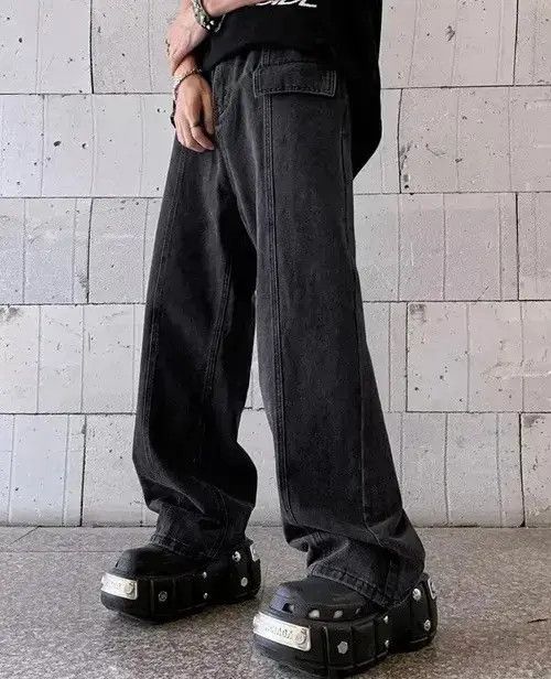 Japanese Brand × Jean Vintage Pocket Baggy Jeans Size US 31 - 1 Thumbnail