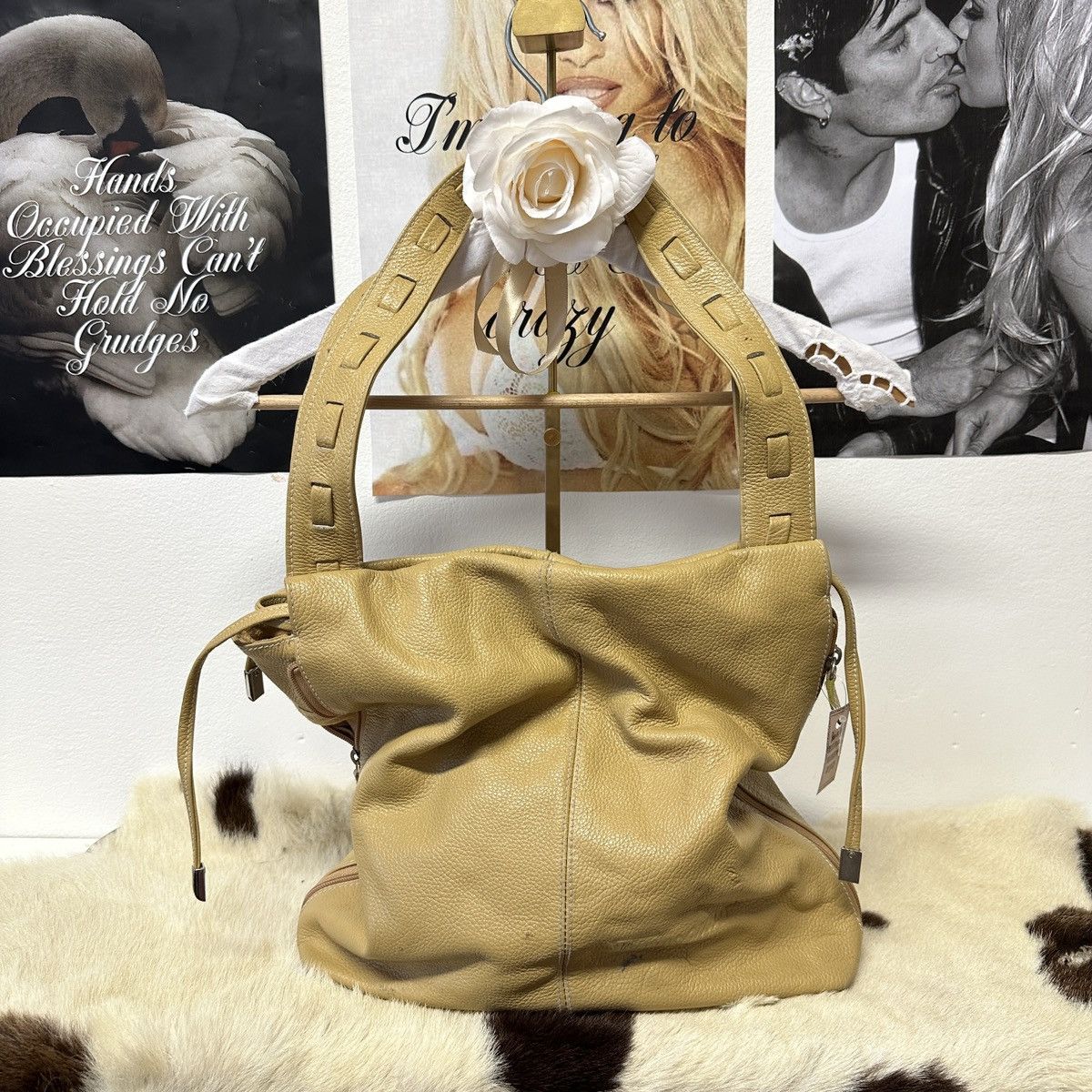 Vintage Vintage yellow leather shoulder bag Size ONE SIZE - 1 Thumbnail