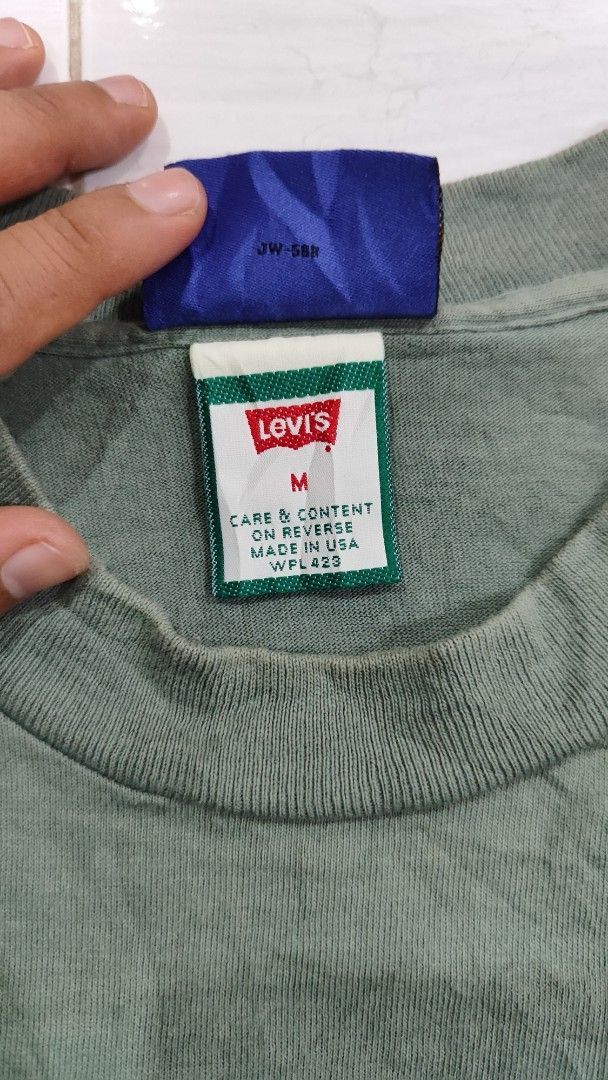 Levi's Levi’s Vintage “Scared Guy” Graphic Tee (1994) Size US M / EU 48-50 / 2 - 7 Thumbnail