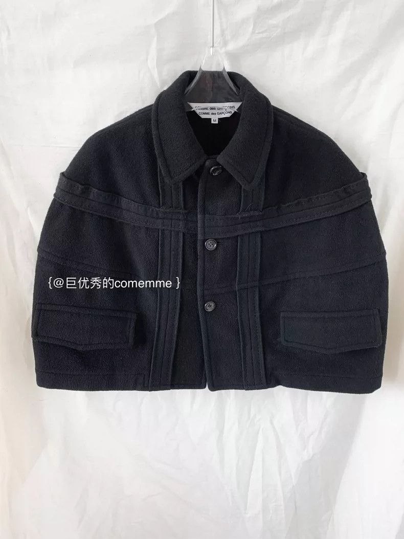 Comme des Garcons Comme Des Garcons Black wool short Cape with pointed colla Size M / US 6-8 / IT 42-44 - 1 Thumbnail
