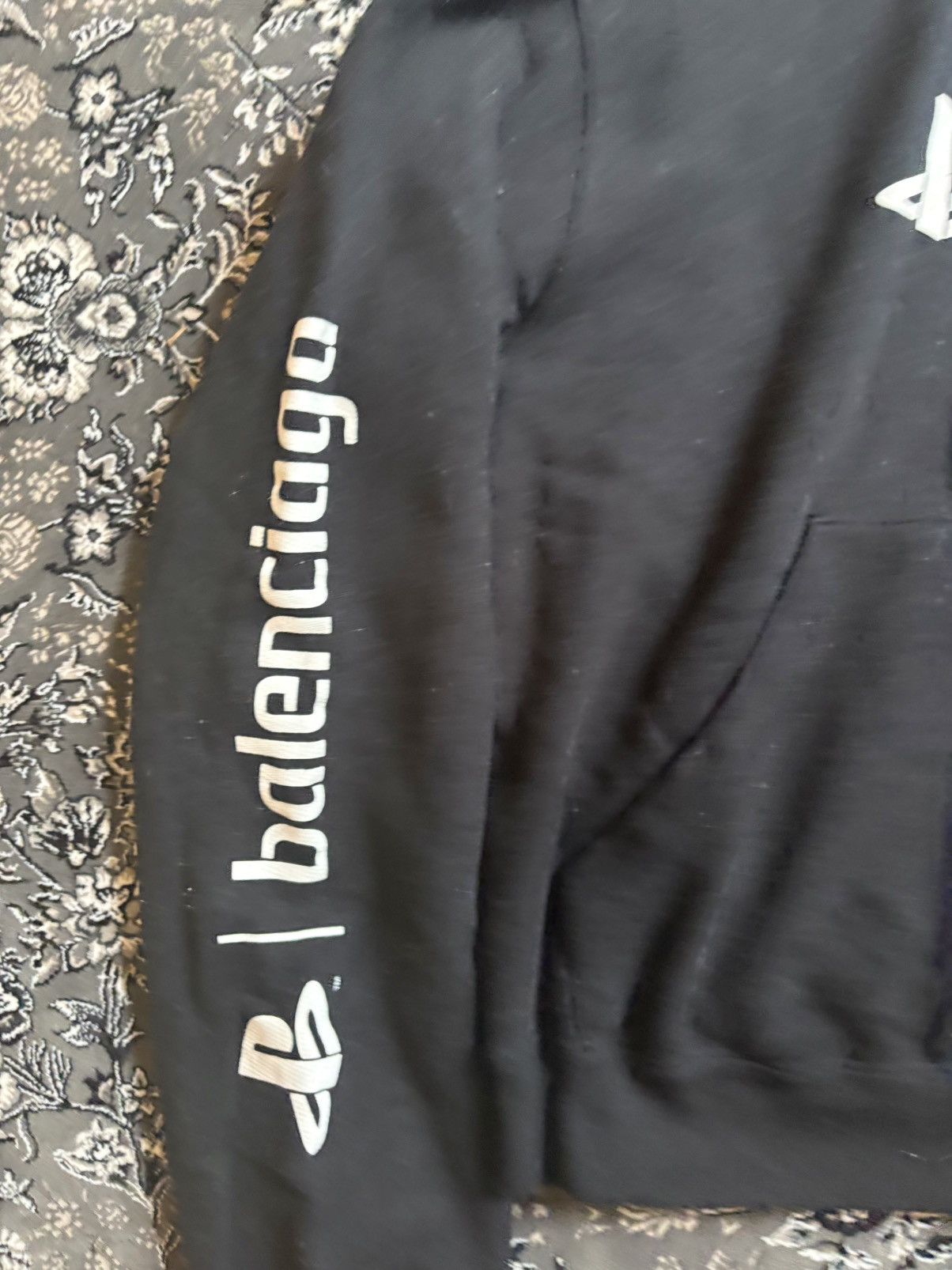 Balenciaga × Playstation Balenciaga PS5 Shrunk Hoodie Size US M / EU 48-50 / 2 - 3 Thumbnail