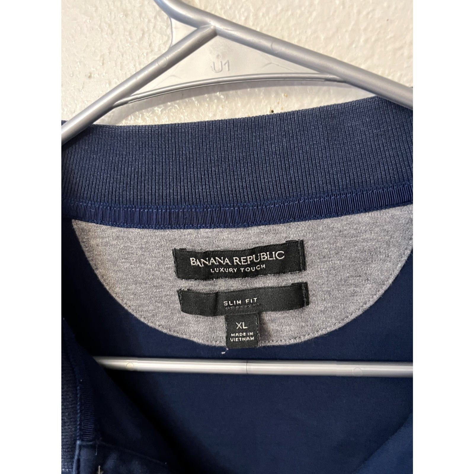 Banana Republic Banana Republic Polo Shirt Regular XL Blue Men's Slim Fit Short Sleeve Button Collar Luxury Touch Vintage? No Size US XL / EU 56 / 4 - 2 Thumbnail
