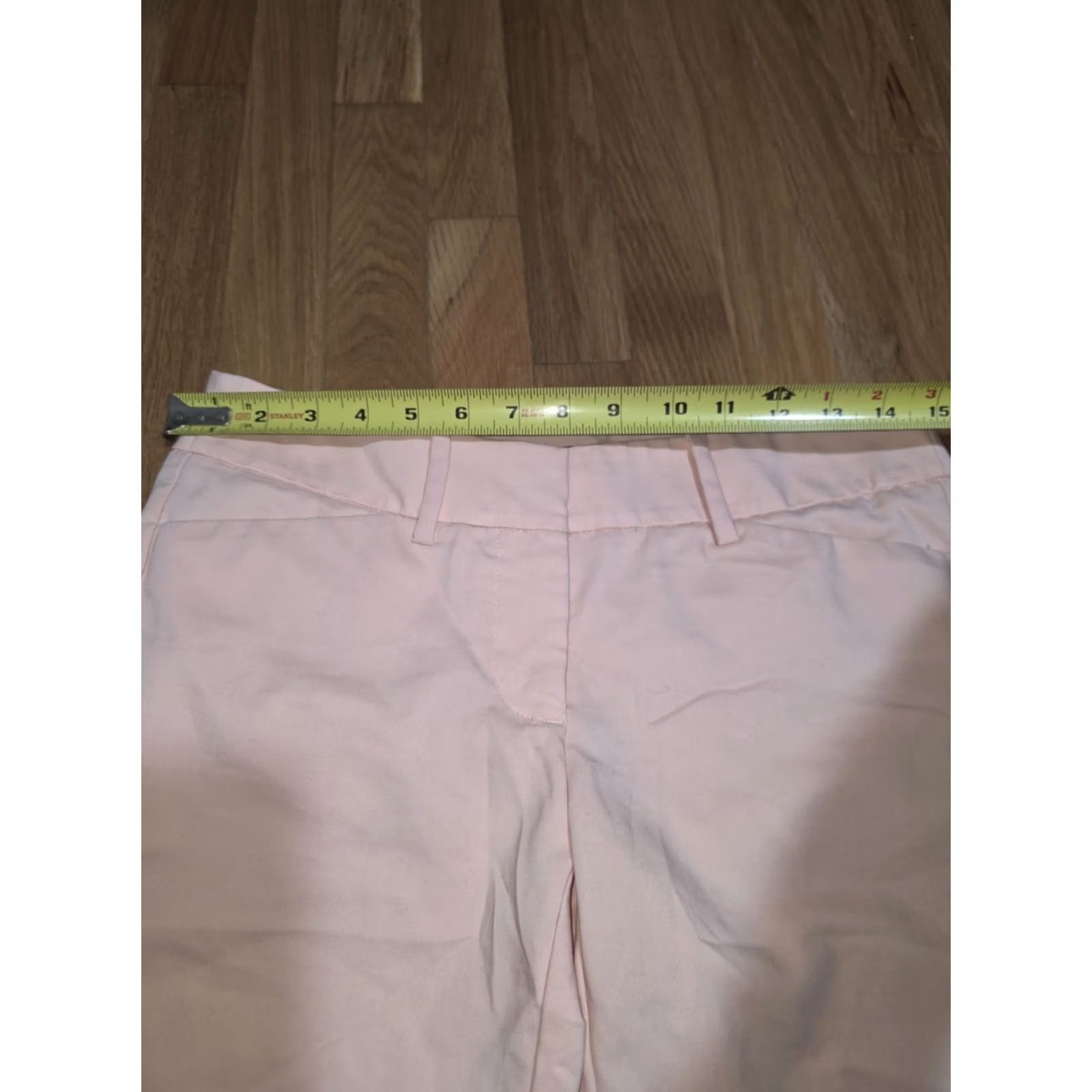 Mossimo Mossimo Women's Bermuda Shorts 0 Light Pink Khaki Knee Long Inseam 12in Regular Stretch Button Flat Front Solid Mens? Size 25" / US 0 / IT 36 - 5 Thumbnail