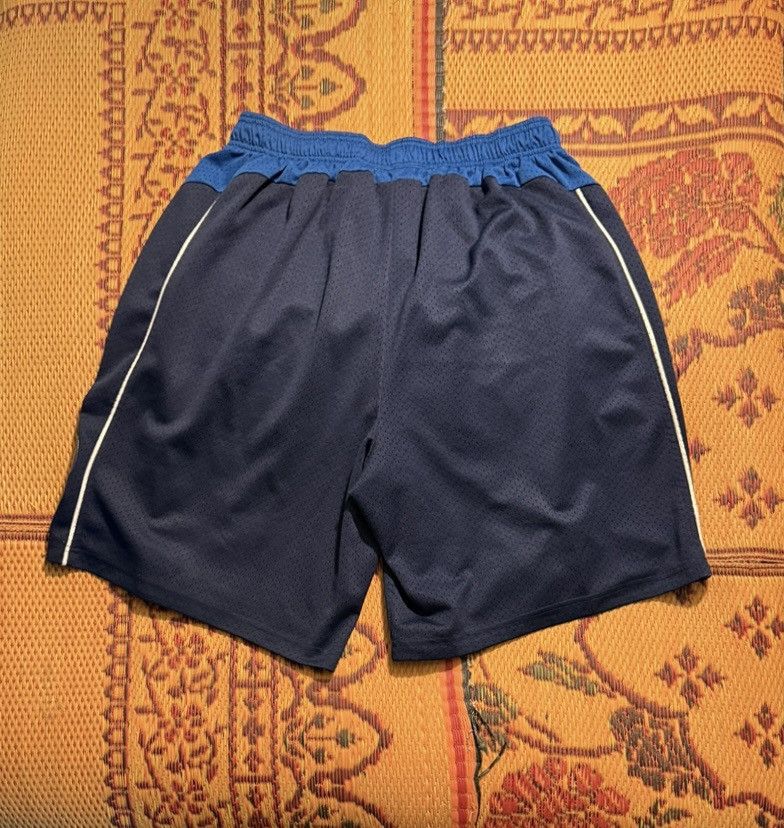 NBA Vintage Nike Dallas Mavericks NBA Shorts Size US 30 / EU 46 - 3 Thumbnail