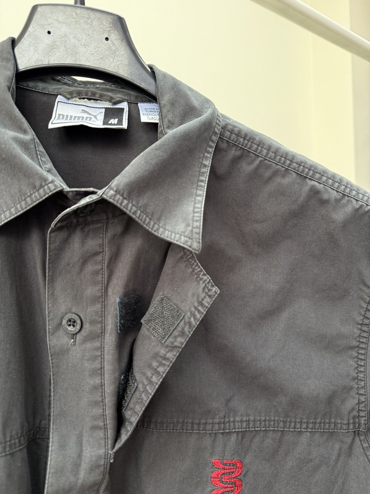Puma Vintage Puma Speedsters Faded Short Sleeve Button Up Shirt Size US M / EU 48-50 / 2 - 7 Thumbnail