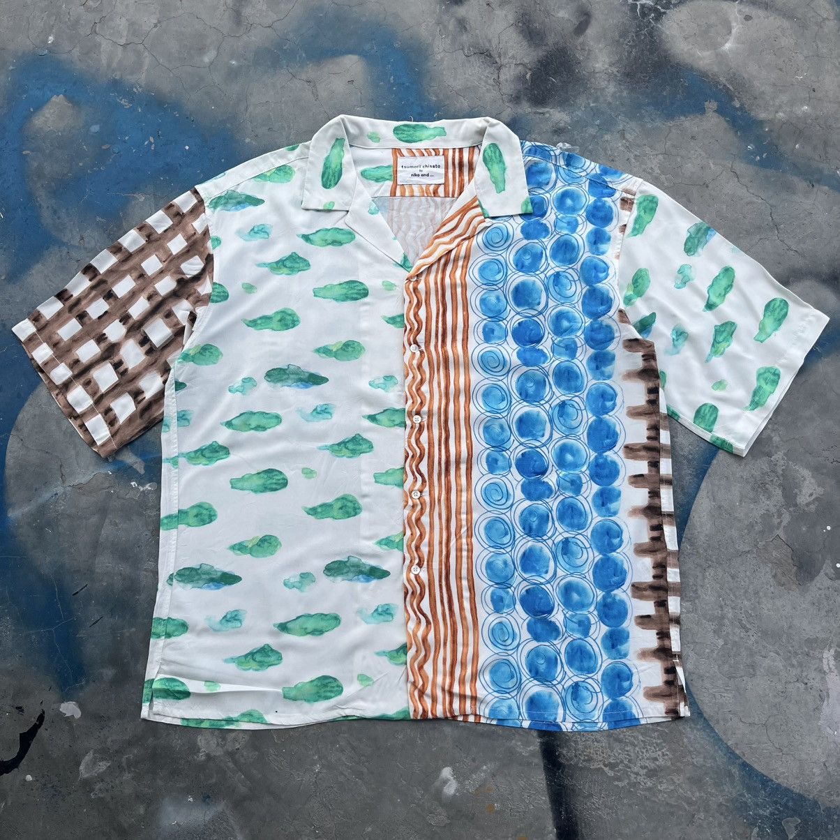 TSUMORI CHISATO - 【tsumori chisato by niko and… 】シャツ（Lサイズ） niko and tsumori chisato コラボ シャッ - メルカリ