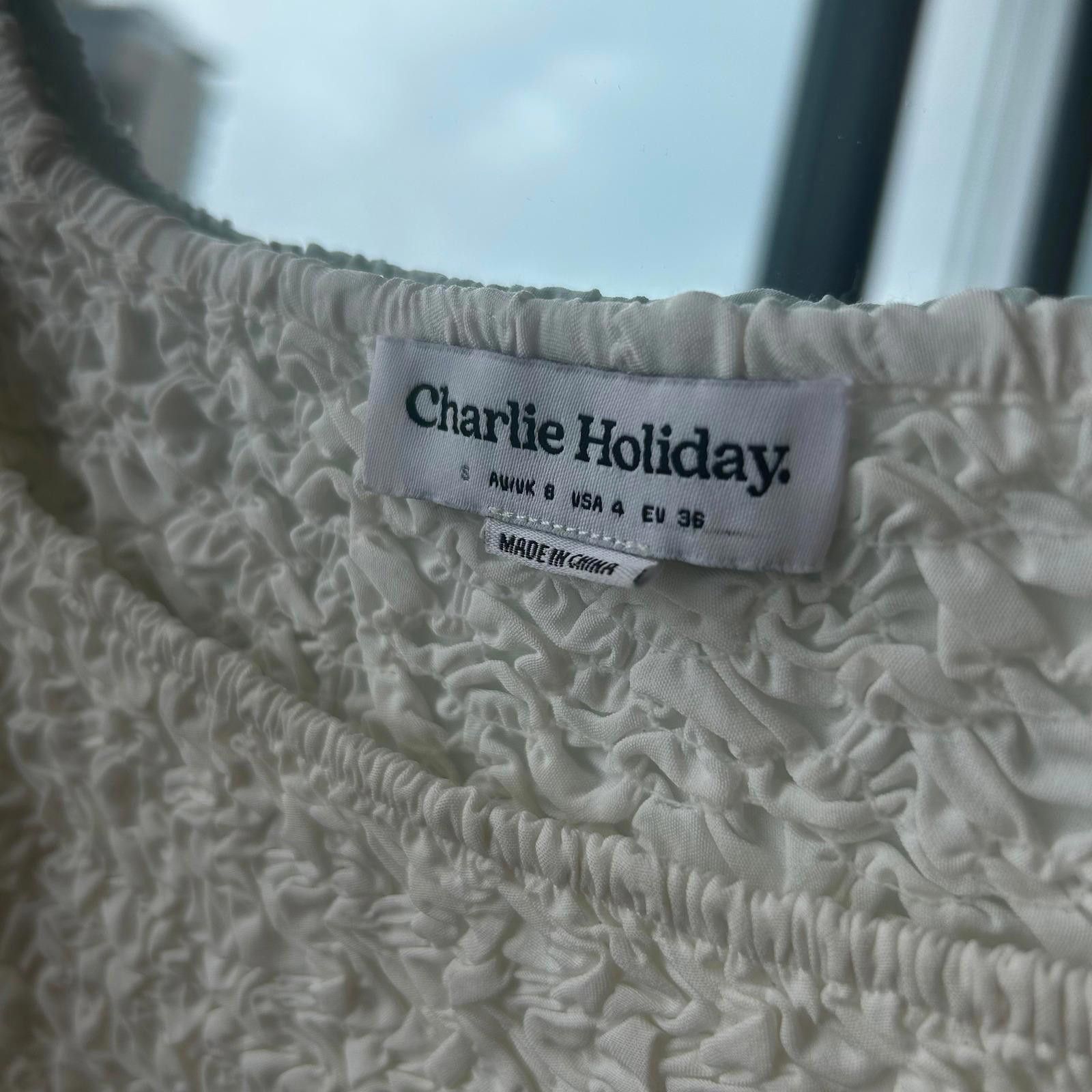 Designer Charlie Holiday White Textured Long Sleeve Top Size S / US 4 / IT 40 - 6 Thumbnail