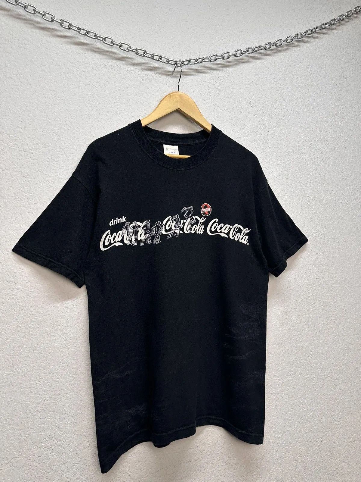 Coca Cola Vintage Usa Coca Cola Y2k Distressed Faded opium Red T-shirt Size US M / EU 48-50 / 2 - 3 Thumbnail
