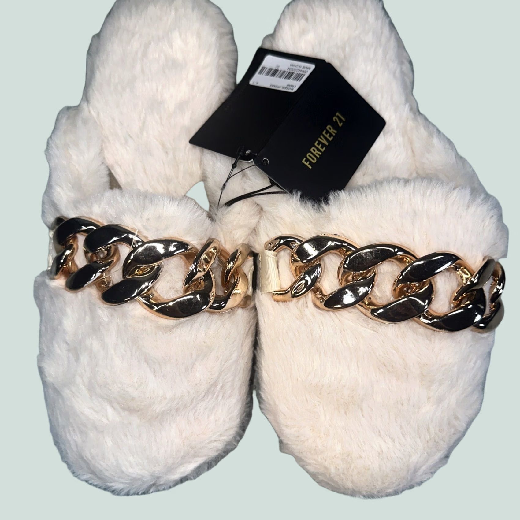 Forever 21 VINTAGE Women’s Forever 21 Pink/Cream Slippers with Cuban Link Chain Large on Top Slide, Acrylic, Pink, Large, Womens Size L / US 10 / IT 46 - 1 Thumbnail
