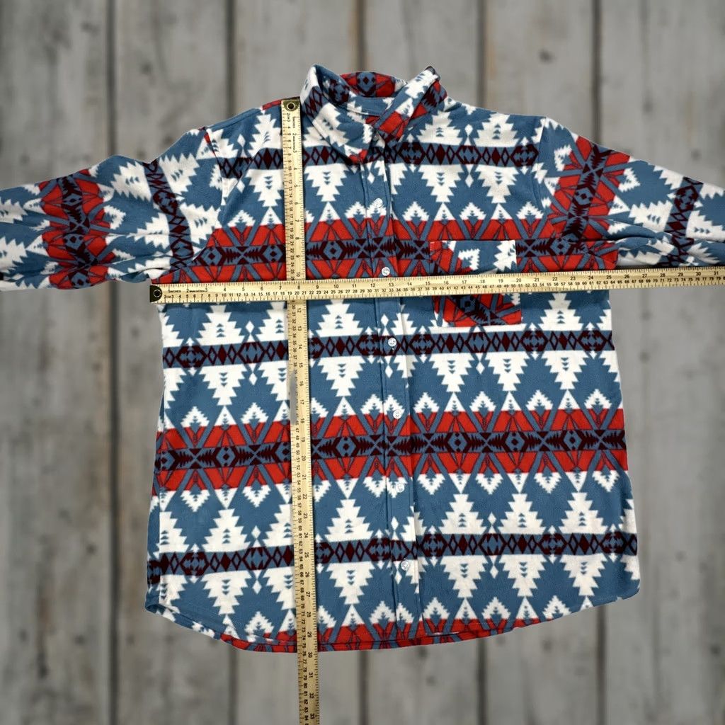 Wrangler Wrangler Wrancher Button-Up Women's XL Shirt Geometric Aztec Southwest Multicolor Fleece Polyester Woolly Western Ranch Cowboys Mens? Size XL / US 12-14 / IT 48-50 - 1 Thumbnail
