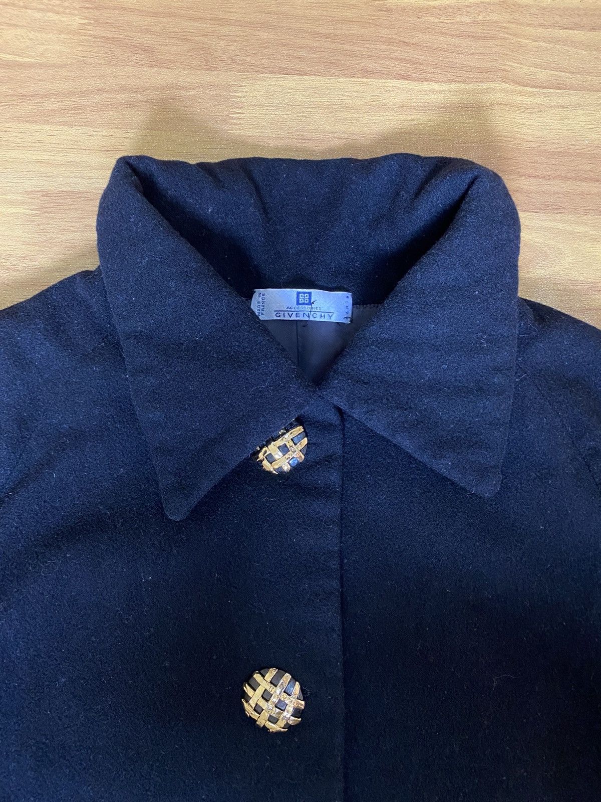 Givenchy Vintage Givenchy Accessories black coat jacket Size M / US 6-8 / IT 42-44 - 4 Thumbnail