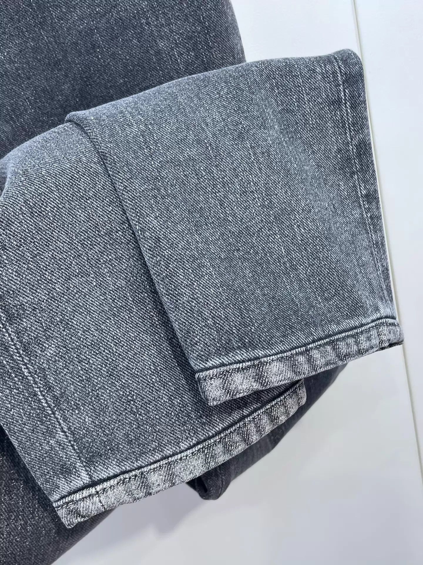 Chanel Chanel 23C Smoke Gray Logo Jeans Size 27" / US 4 / IT 40 - 5 Thumbnail
