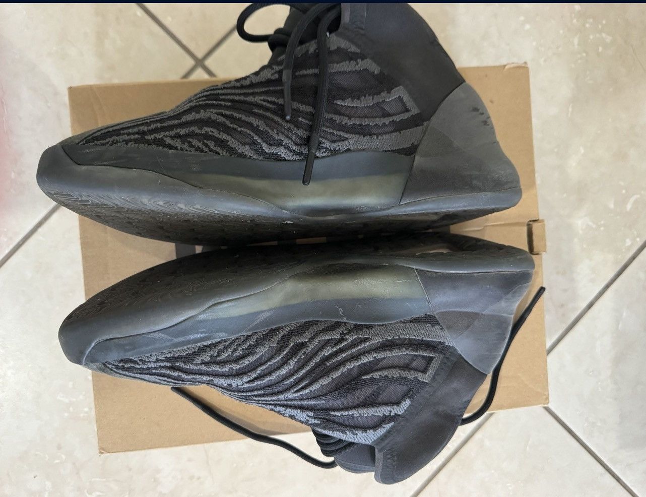 Yeezy Adidas Yeezy QNTM onyx Size US 11 / EU 44 - 3 Thumbnail