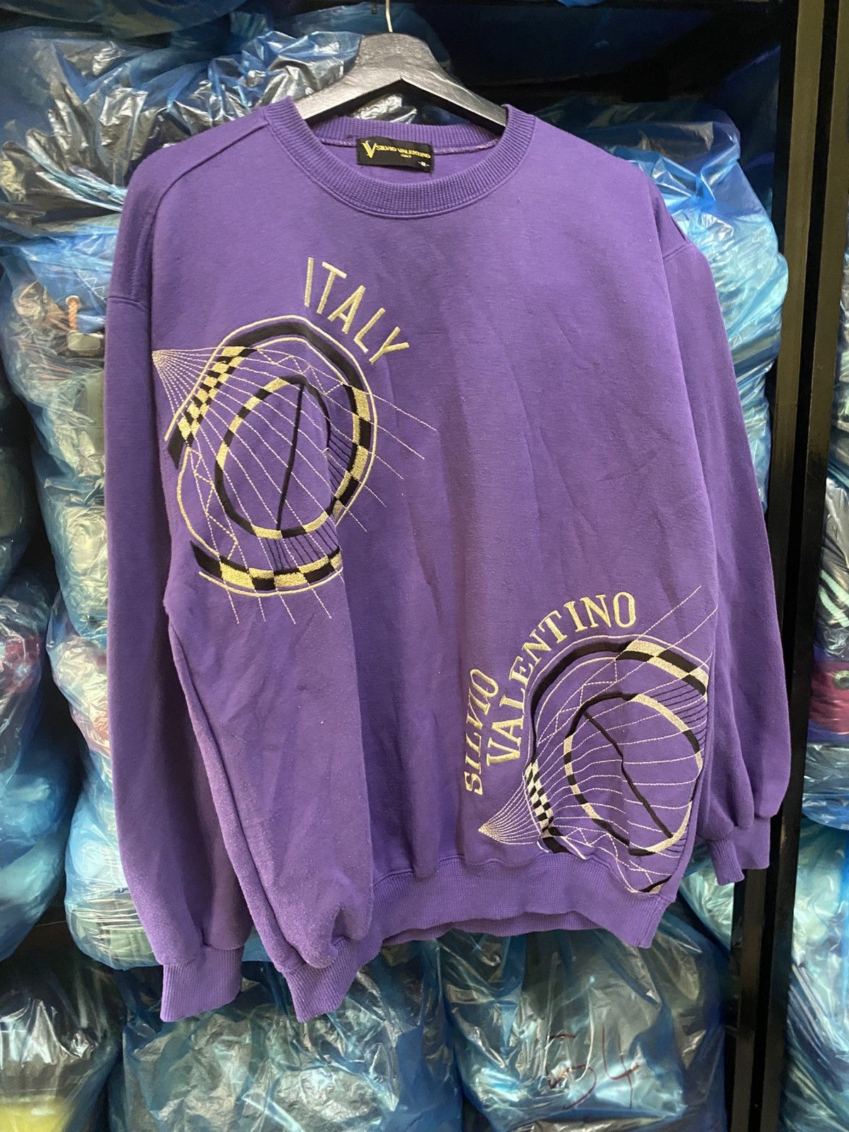 Vintage Vintage Silvio Valentino Italy Purple Graphic Sweatshirt Size US L / EU 52-54 / 3 - 3 Thumbnail
