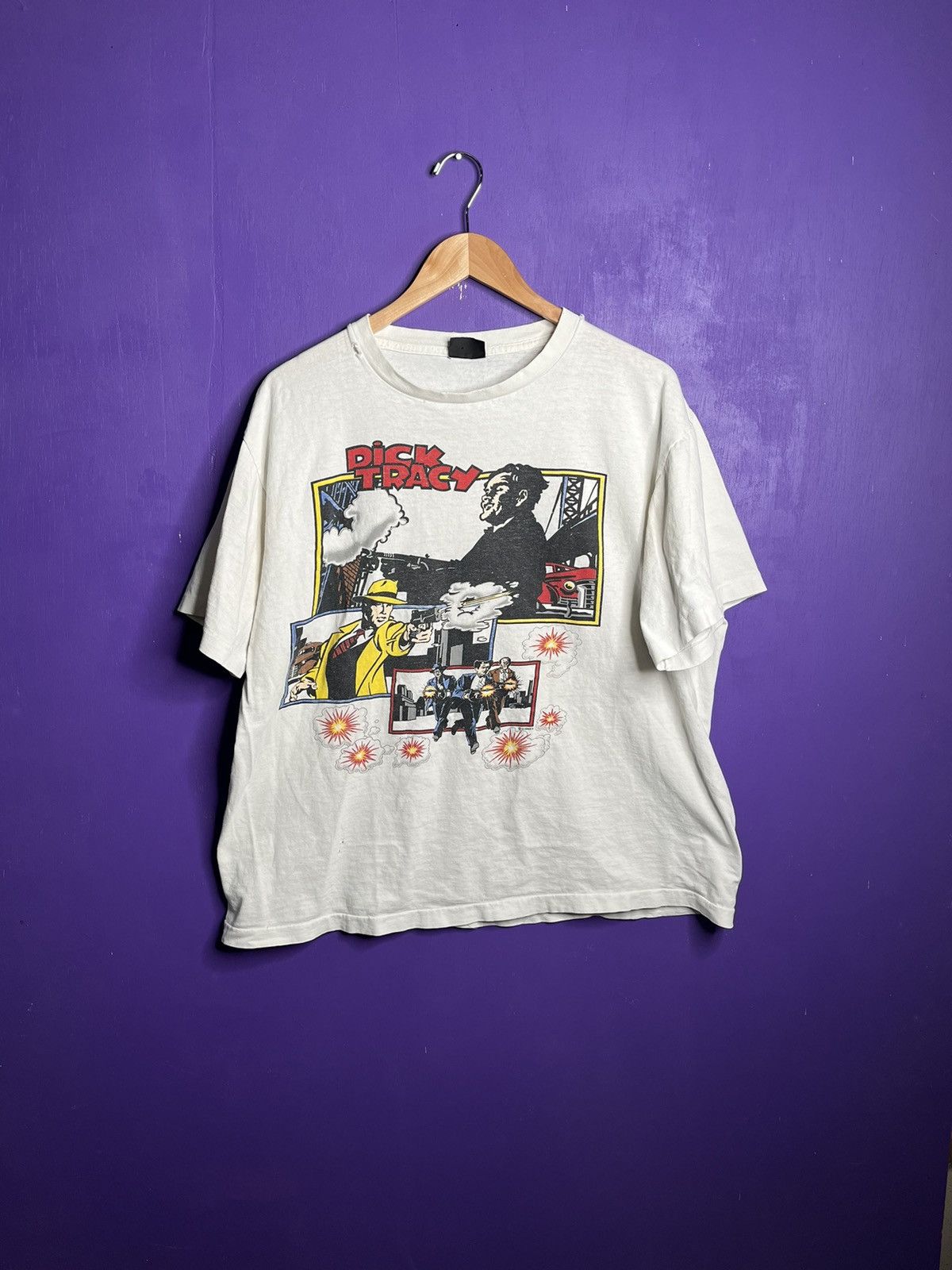 Vintage Vintage 90s Dick Tracy comic boxes t-shirt Size US XL / EU 56 / 4 - 1 Thumbnail