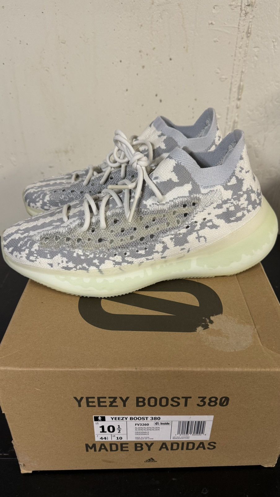 Adidas × Yeezy Yeezy 380 alien Size US 10.5 / EU 43-44 - 2 Thumbnail