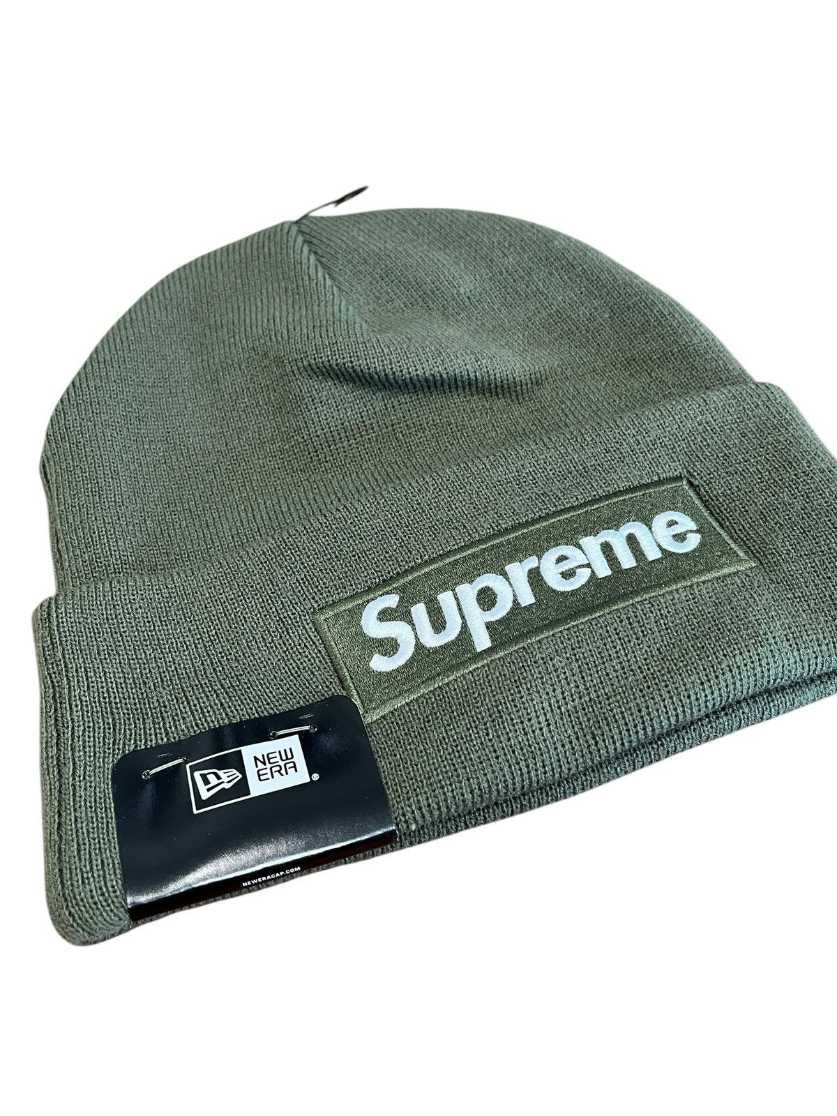 Supreme Supreme New Era Box Logo Beanie Olive FW25 Size ONE SIZE - 3 Thumbnail