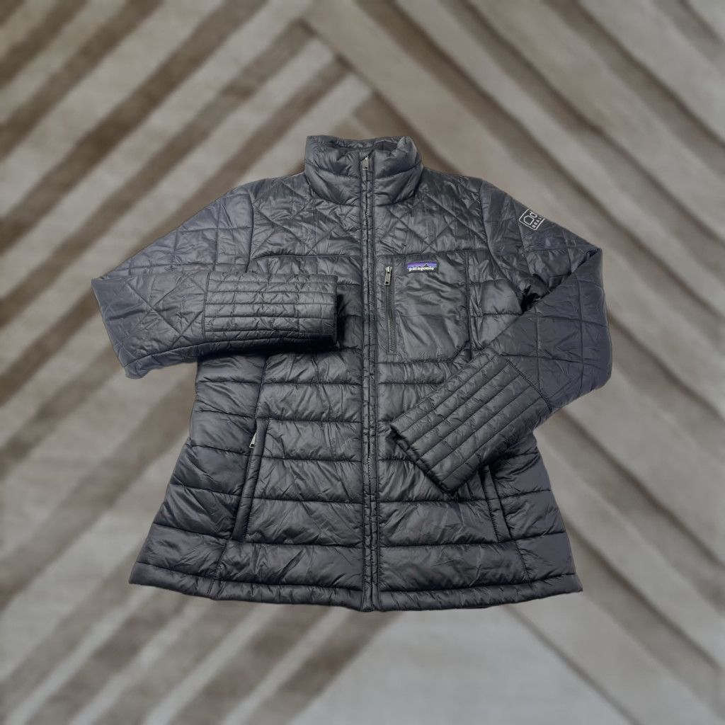 Patagonia Patagonia Puffer Jacket Womens Medium Black Quilted Insulated Coat Long Sleeve Mid-Length Zip Size M / US 6-8 / IT 42-44 - 1 Thumbnail