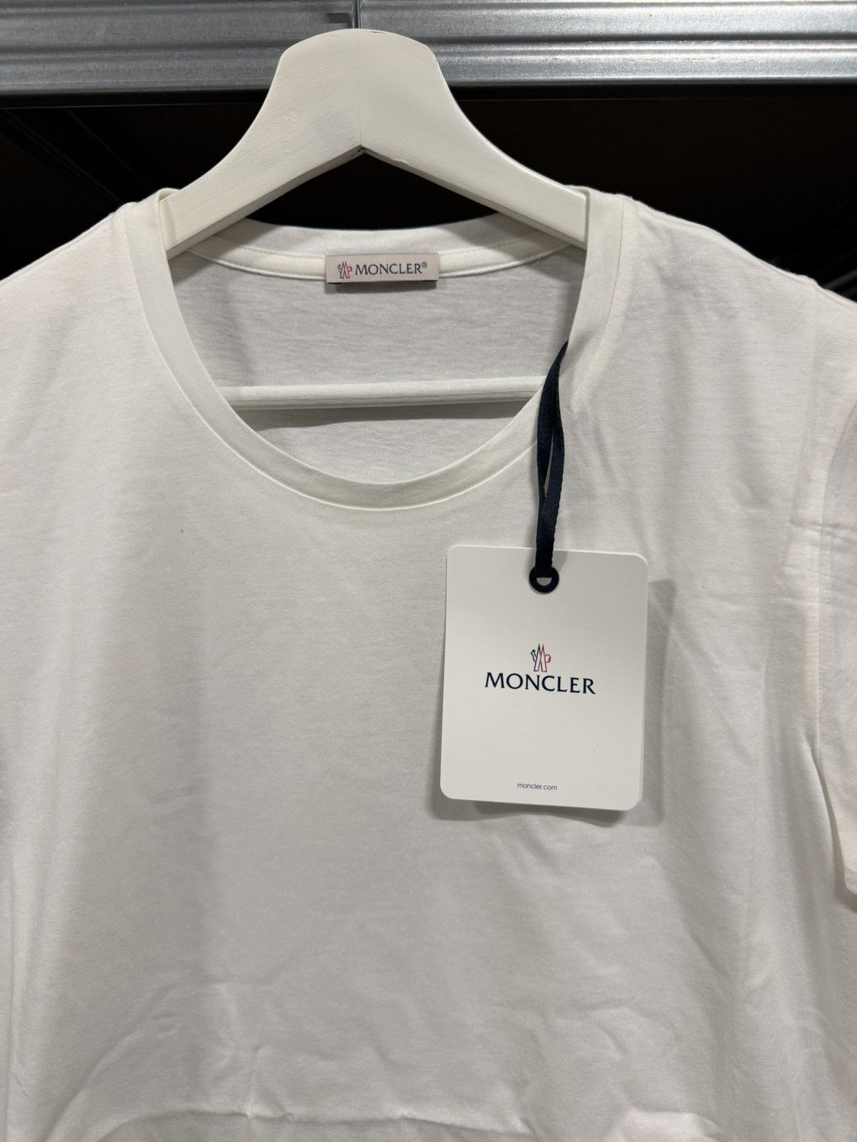 Moncler Moncler Patch Logo T-Shirt NEW 350$ Size L / US 10 / IT 46 - 4 Thumbnail