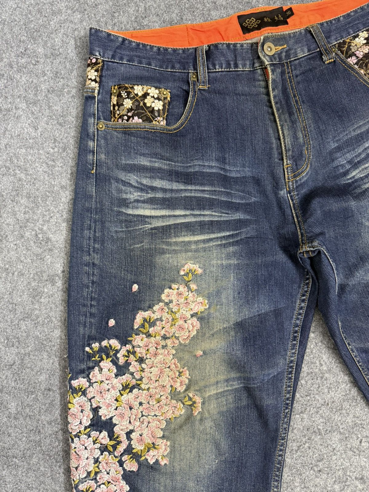 Karakuri Tamashii 🔴Last Drop🔴 A9 JAPANESE BRAND DRAGON AND SAKURA EMBROIDERED Size US 35 - 2 Thumbnail