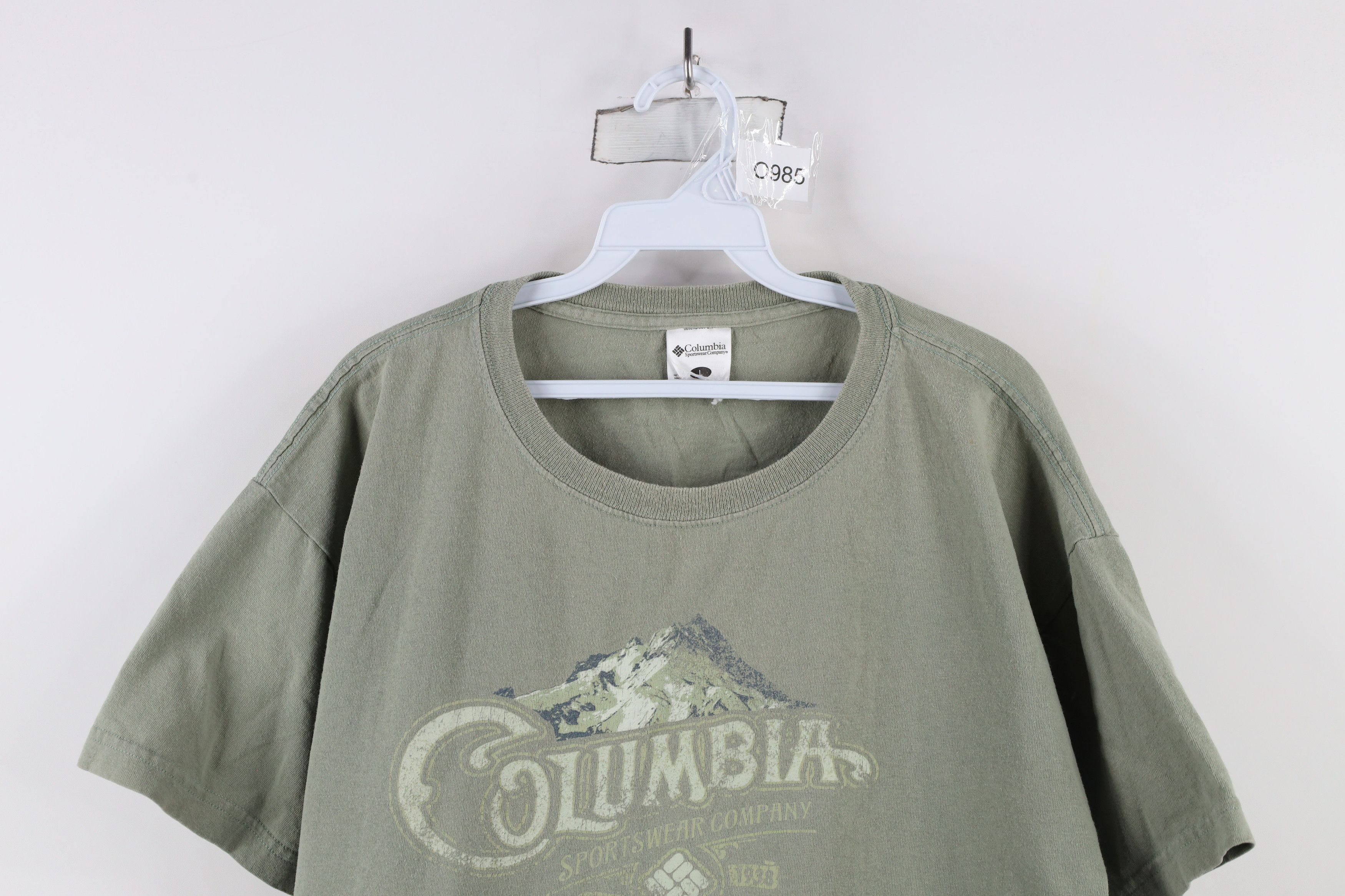 Columbia × Vintage Vintage 90s Columbia Spell Out Boxy Fit T-Shirt Green Cotton Size US L / EU 52-54 / 3 - 2 Thumbnail