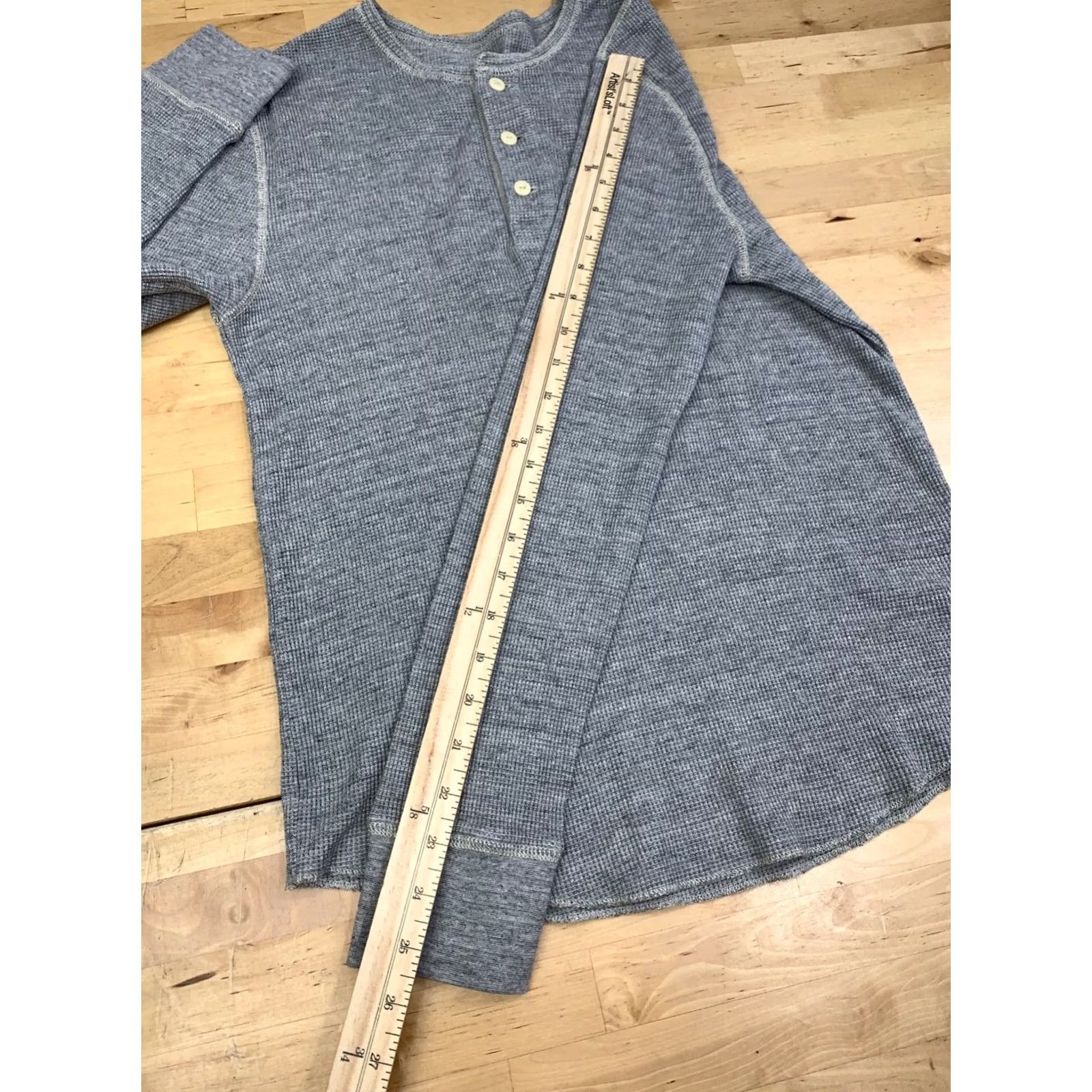 American Eagle Outfitters American Eagle Outfitters Henley T-Shirt Shirt Long Sleeve Men M Gray Thermal Knit Cotton Classic Preppy 90s Season: Winter Fall Spring Mens Size US M / EU 48-50 / 2 - 5 Thumbnail