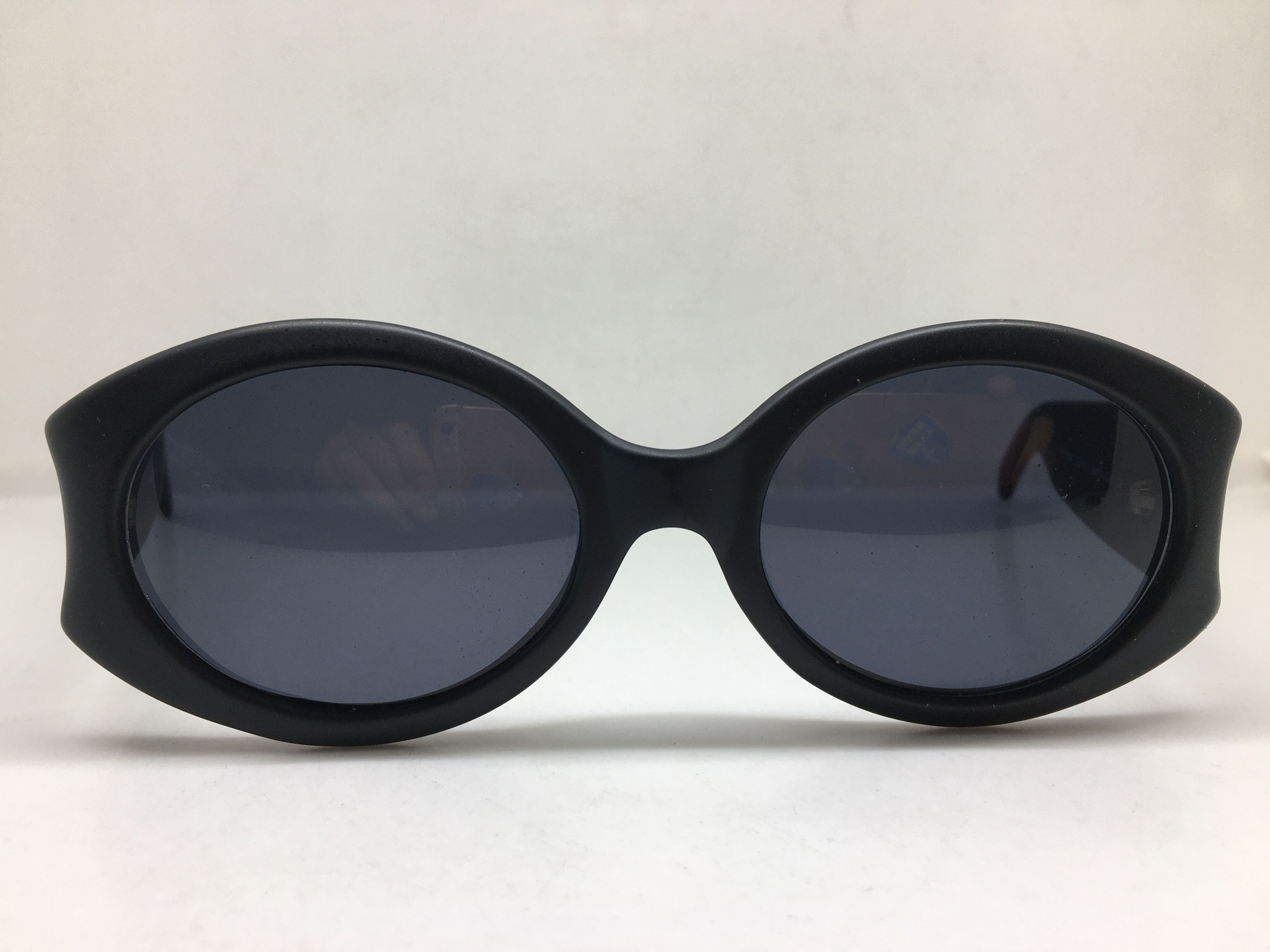 Valentino Vintage Valentino V5015 Sunglasses Frame Italy Size ONE SIZE - 2 Thumbnail