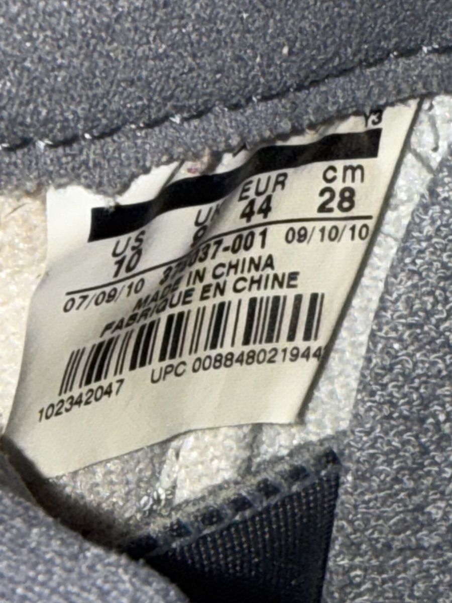 Jordan Brand × Vintage Cool grey Jordan 11s (2010) Size US 10 / EU 43 - 6 Thumbnail