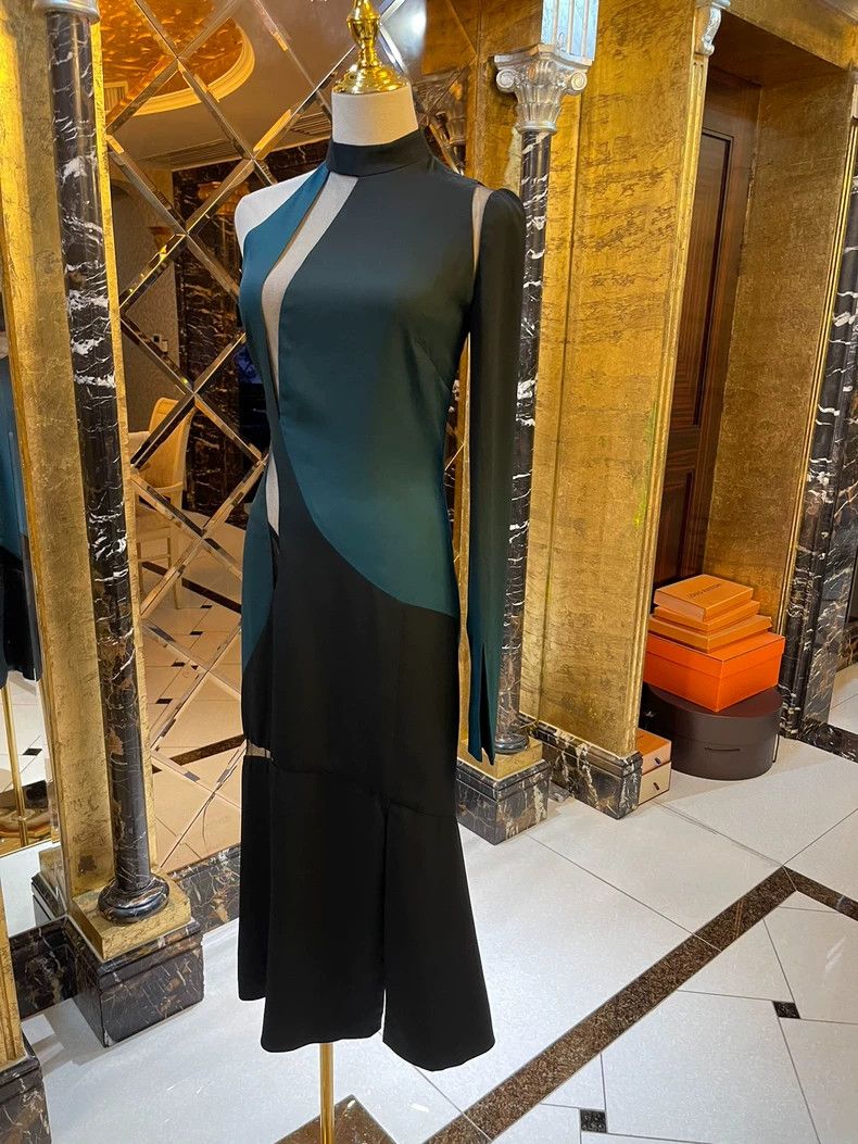 Versace Versace Dress dress Size M / US 6-8 / IT 42-44 - 3 Thumbnail