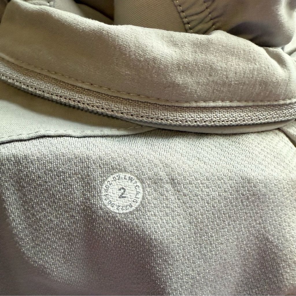 Lululemon Lululemon Athletica Gray Multi Pocket Cargo High-Rise Hiking Size 26" / US 2 / IT 38 - 14 Thumbnail