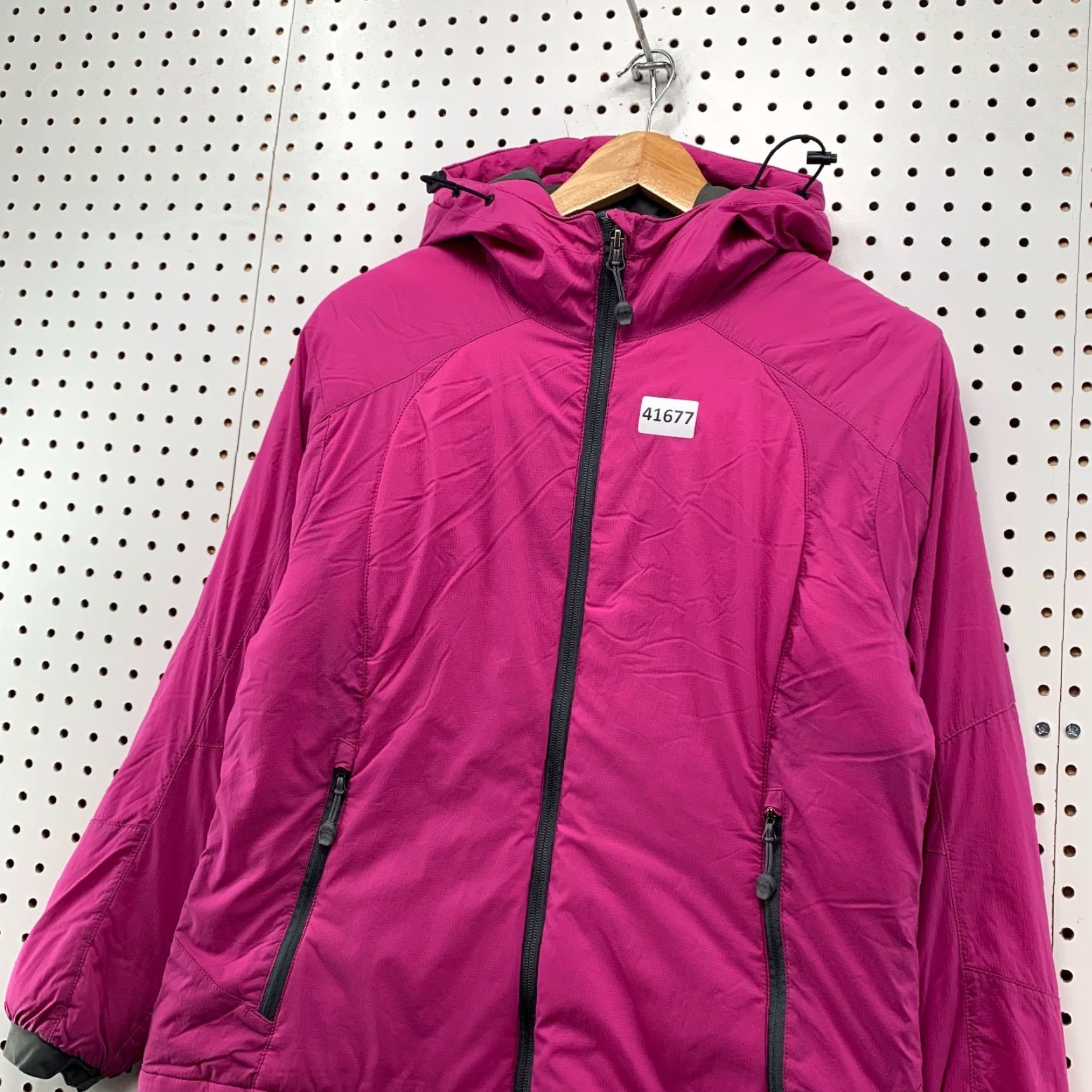 Vintage VINTAGE LL Bean Puffer Jacket Womens Medium Petite Pink Fuchsia Hooded Insulated 19x25 Size M / US 6-8 / IT 42-44 - 7 Thumbnail