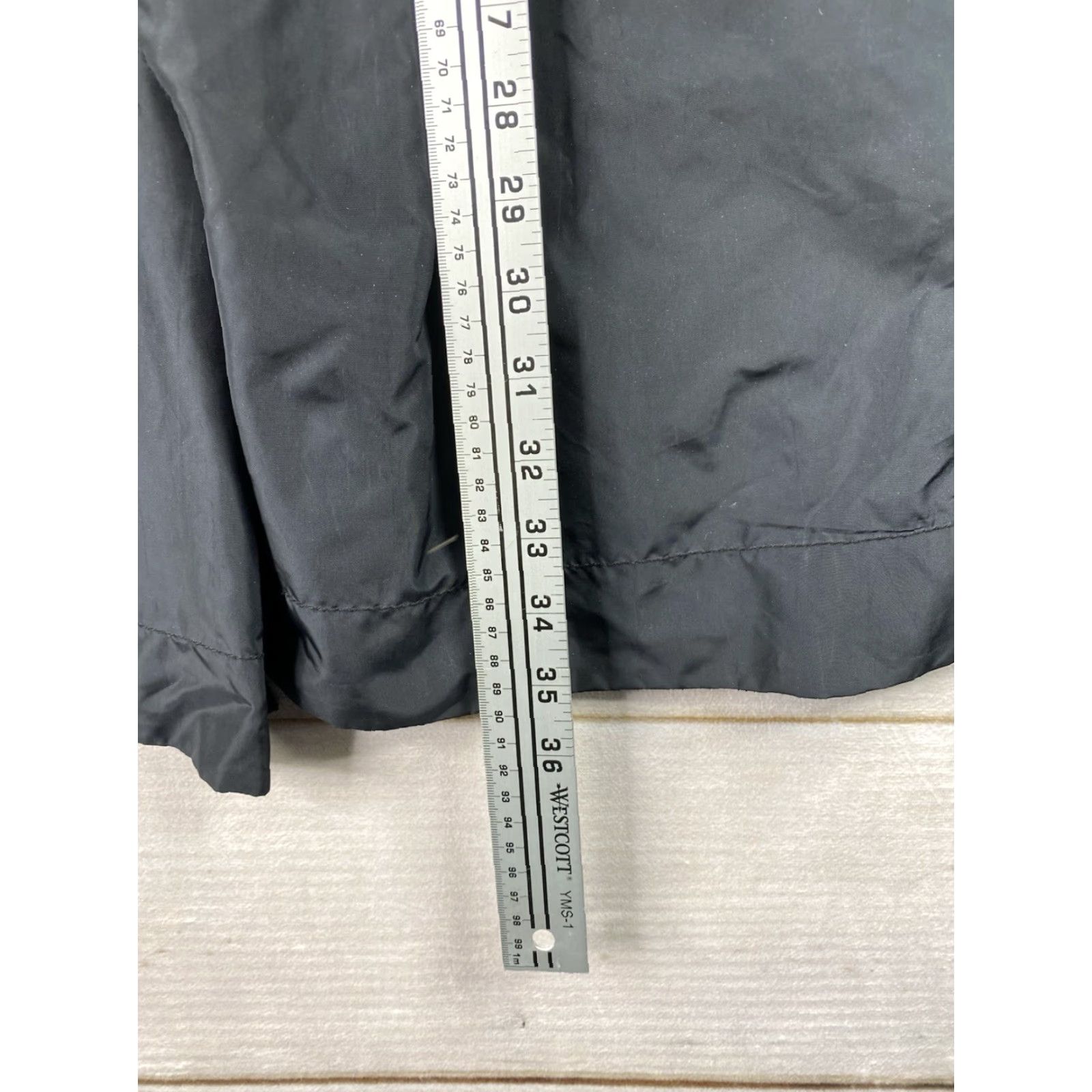 Banana Republic VINTAGE Banana Republic Rain Coat Womens S Black Polyurethane Trench Belted 90s Size S / US 4 / IT 40 - 4 Thumbnail