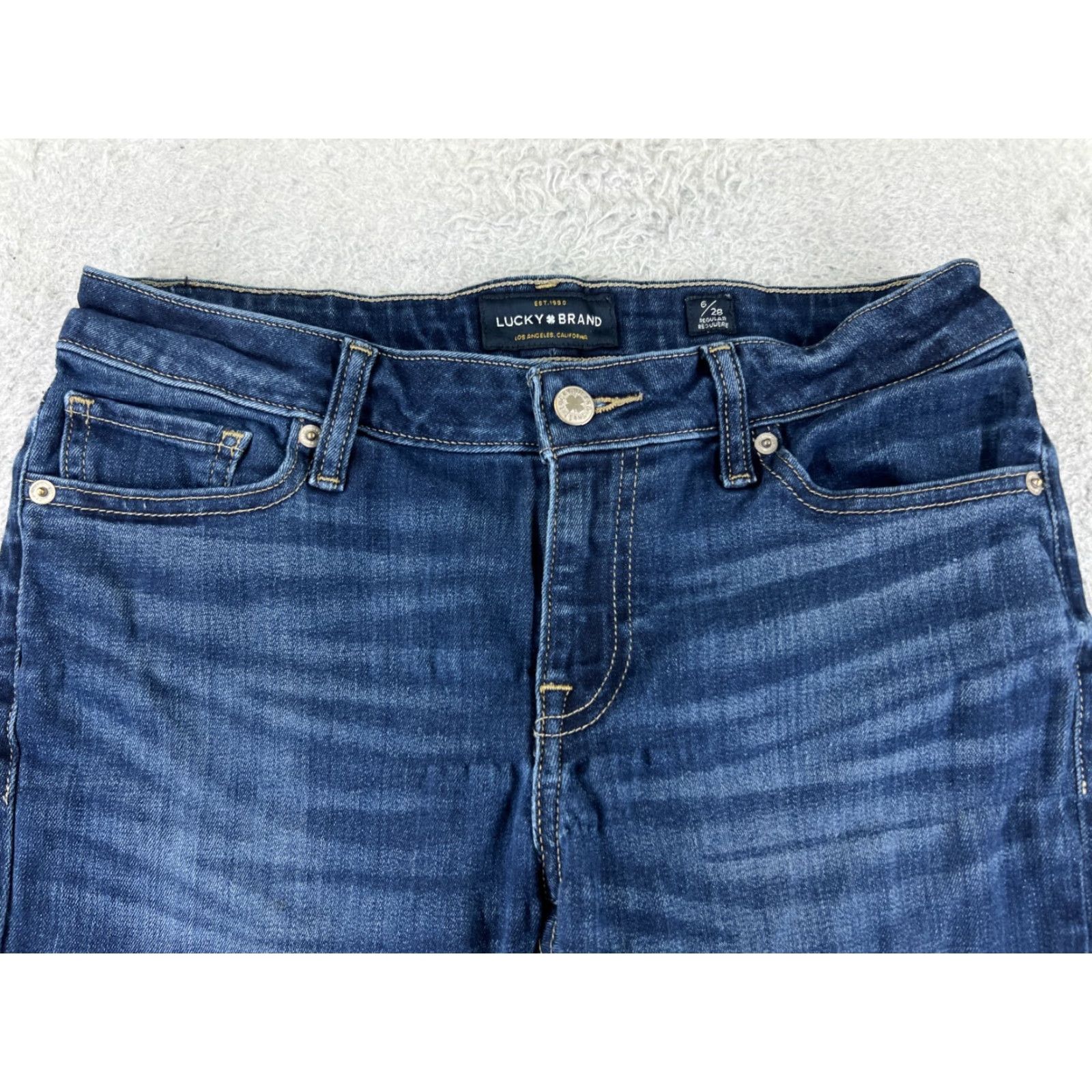 Lucky Brand Lucky Brand Jeans Women 6 Blue Denim Skinny Mid Rise 27x27 - USA 5-Pocket Button Zip Crop Pattern Dark Wash - Vintage Shirt? Size 28" / US 6 / IT 42 - 4 Thumbnail